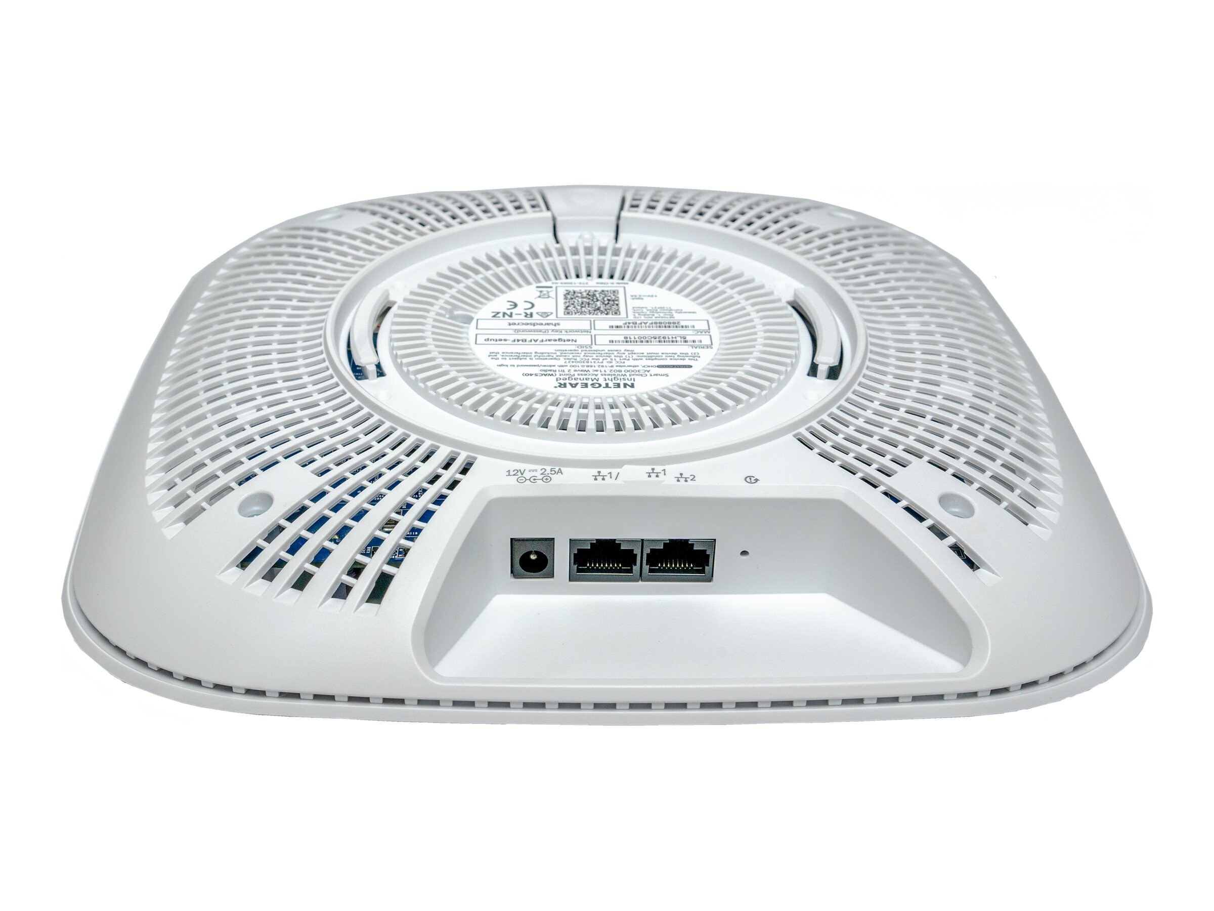 Netgear Insight Managed Smart Cloud Tri-Band 4x4 Wireless